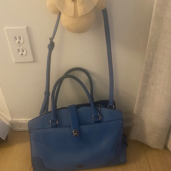 Coach Handbag - Picture 2 of 3